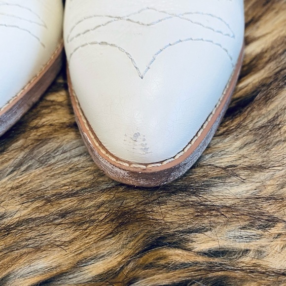 Copy - Zodiac KELSEY BOOTIES WHITE LEATHER - Picture 9 of 9